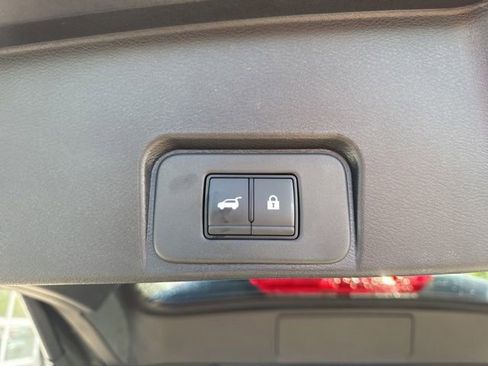 Used 2026 Nissan Rogue SV AWD/4WD image 21