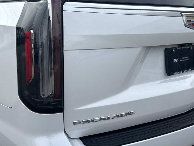 Certified 2023 Cadillac Escalade Premium Luxury w/ Performance Package AWD/4WD image 9