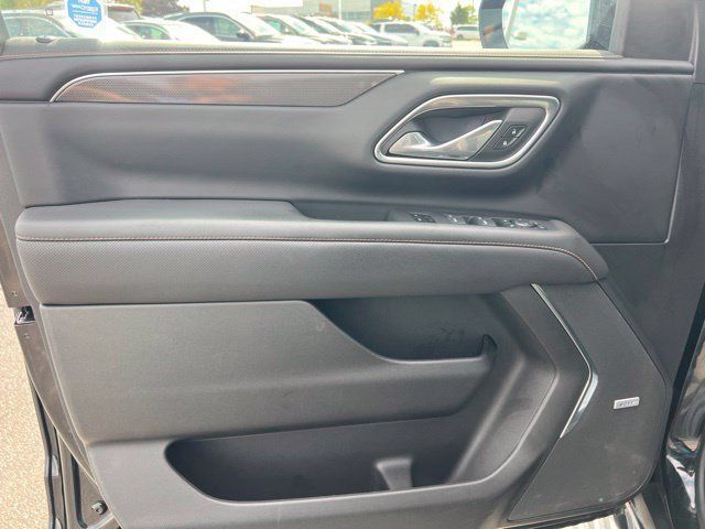 Used 2023 GMC Yukon AT4 w/ AT4 Premium Package AWD/4WD image 24