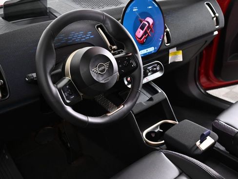 Certified 2025 MINI Cooper Countryman S AWD/4WD image 15