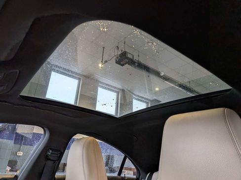 Used 2015 Mercedes-Benz CLA 250 image 17