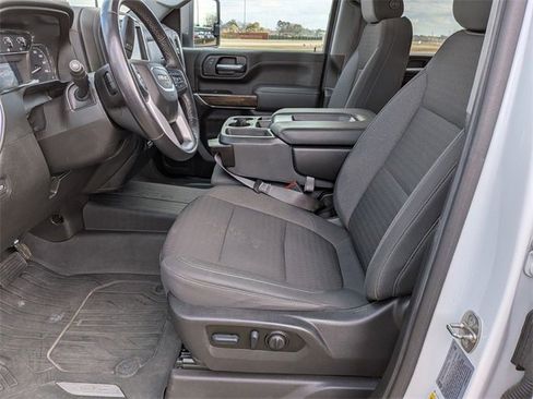 Used 2022 GMC Sierra 2500 SLE w/ SLE Value Package; image 15