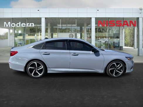 Used 2022 Honda Accord Sport Special Edition image 6