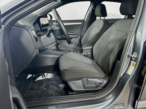 Certified 2025 Volkswagen Jetta Sport FWD image 20