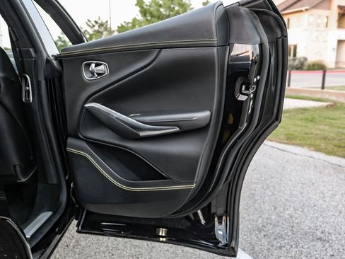 Used 2021 Aston Martin DBX image 50