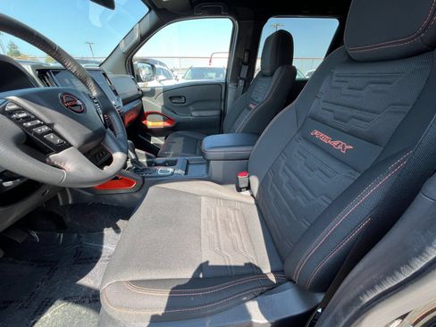 Used 2026 Nissan Frontier PRO-4X AWD/4WD image 28