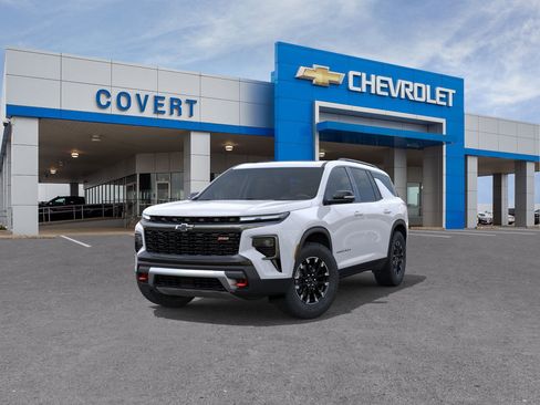 New 2026 Chevrolet Traverse Z71 w/ Driver Confidence Package image 8