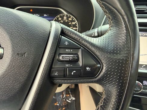 Used 2016 Nissan Maxima Platinum image 25