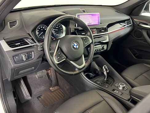Used 2020 BMW X1 xDrive28i w/ Convenience Package AWD/4WD image 2