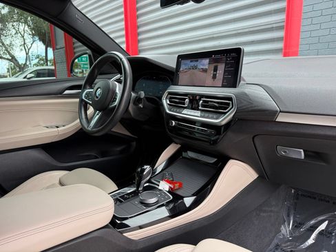 Used 2022 BMW X4 xDrive30i w/ M Sport Package 2 AWD/4WD image 29