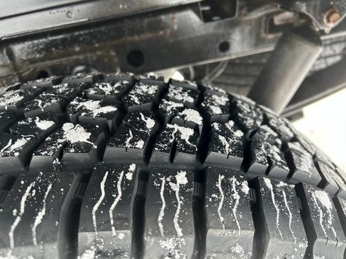 Used 2017 Ford F150 Lariat w/ Equipment Group 502A Luxury image 9