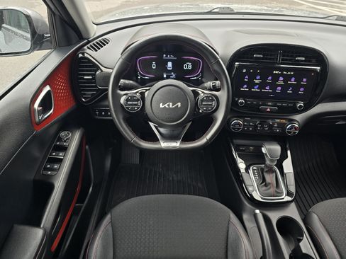 Used 2024 Kia Soul GT-Line FWD image 13