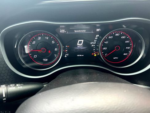 Used 2017 Dodge Charger R/T w/ Plus Group image 17