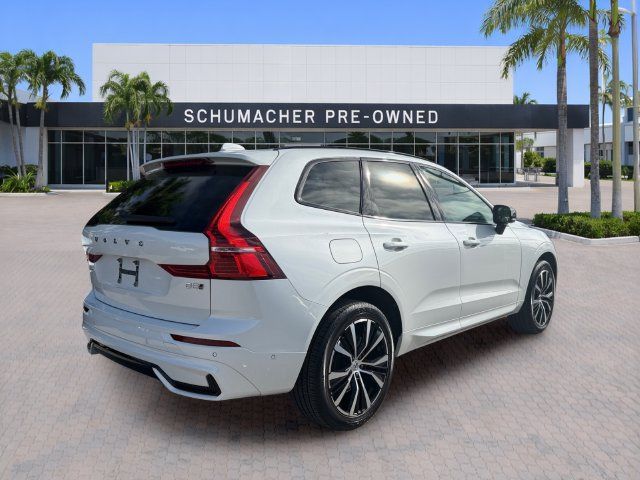 Used 2024 Volvo XC60 B5 Plus w/ Protection Package AWD/4WD image 7