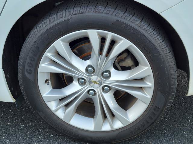 Used 2015 Chevrolet Impala LT w/ Convenience Package FWD image 5