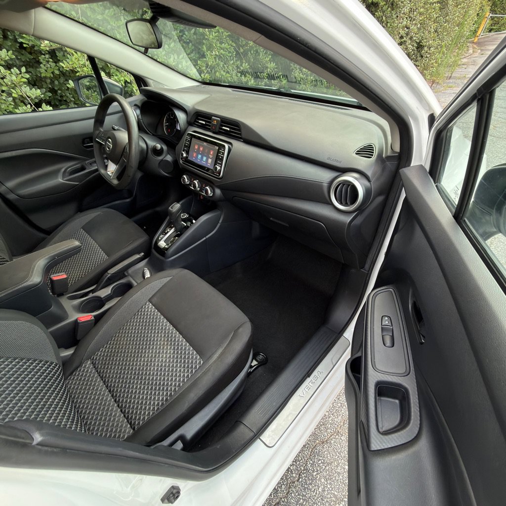 Used 2020 Nissan Versa S FWD image 19