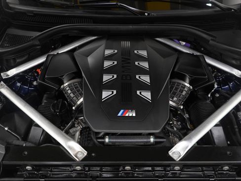 Used 2024 BMW X5 M60i image 31