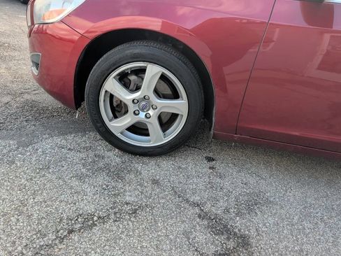 Used 2013 Volvo S60 T5 image 8