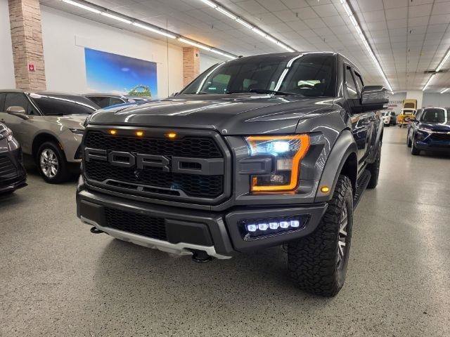 Used 2018 Ford F150 Raptor w/ Equipment Group 802A Luxury AWD/4WD image 2