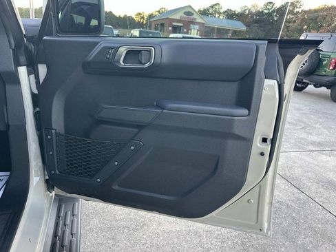 New 2025 Ford Bronco Outer Banks image 14