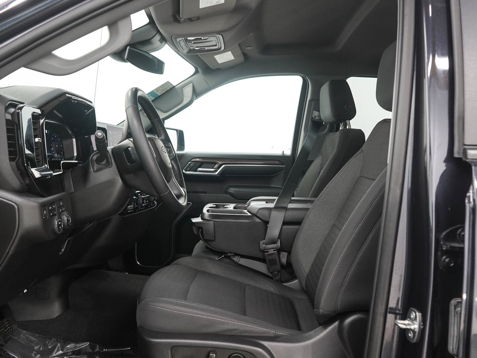 Used 2023 Chevrolet Silverado 1500 RST AWD/4WD image 23