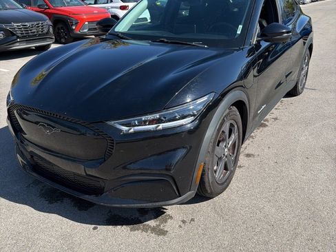 Used 2021 Ford Mustang Mach-E Select image 1