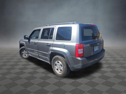 Used 2012 Jeep Patriot Sport image 6