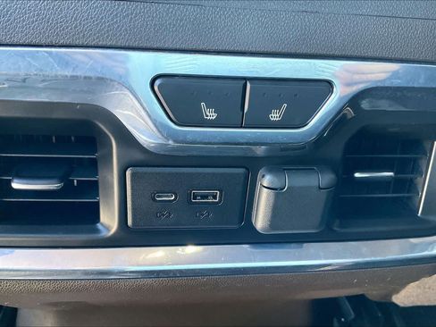 Used 2021 GMC Sierra 1500 Denali AWD/4WD image 32