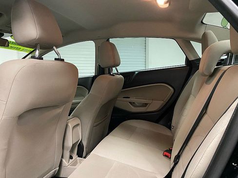Used 2019 Ford Fiesta SE image 10