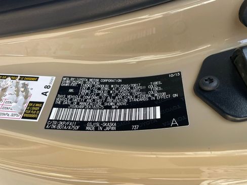 Used 2014 Toyota FJ Cruiser 4WD w/ Upgrade Package image 11