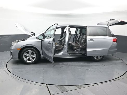 Used 2018 Honda Odyssey EX-L image 50