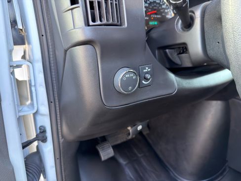 Used 2024 GMC Savana 2500 w/ Driver Convenience Package image 25