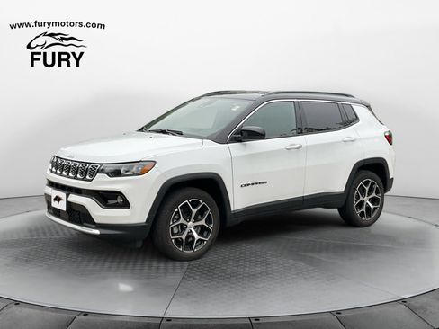 Used 2024 Jeep Compass Limited AWD/4WD image 7