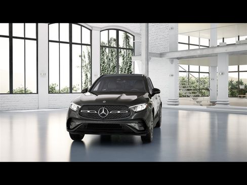 Used 2026 Mercedes-Benz GLC 300 4MATIC image 37