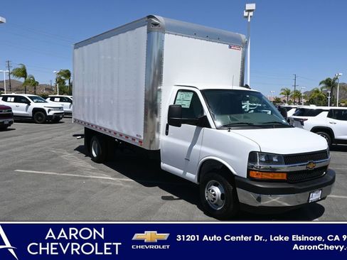 New 2026 Chevrolet Express 3500 w/ Power Convenience Package RWD image 5
