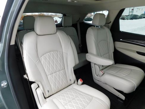 Used 2023 Buick Enclave Avenir w/ Avenir Technology Package image 23