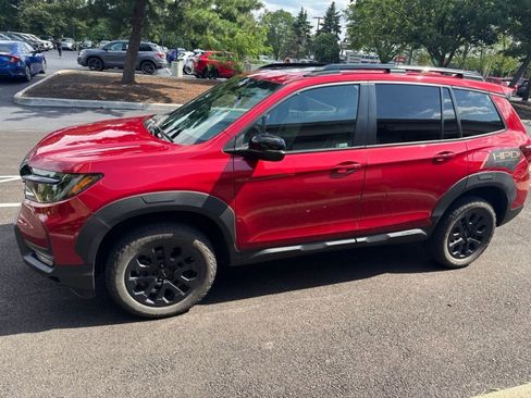 Used 2023 Honda Passport TrailSport image 6
