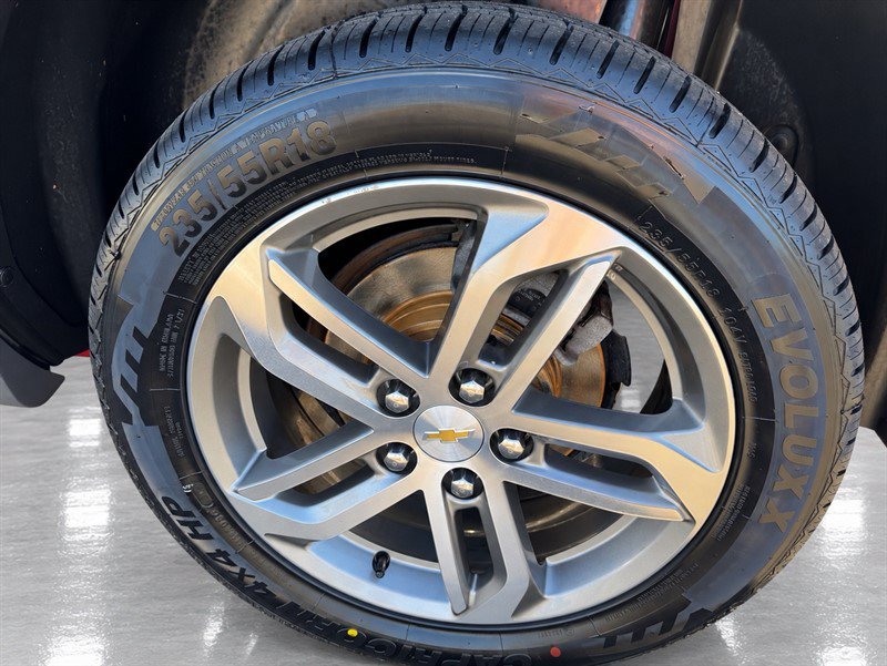Used 2017 Chevrolet Equinox Premier w/ Enhanced Convenience Package AWD/4WD image 13