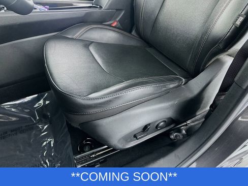 Used 2023 Jeep Compass Limited image 21