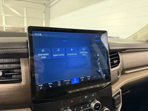 Used 2022 Ford Expedition Max Limited AWD/4WD image 24