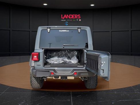 New 2026 Jeep Wrangler Unlimited Rubicon 392 w/ Quick Order Package 27X Moab AWD/4WD image 3