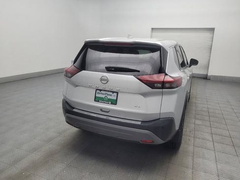 Used 2022 Nissan Rogue SV FWD image 7