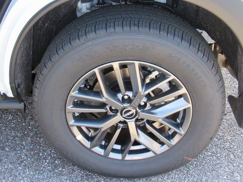 New 2026 Nissan Rogue S image 7