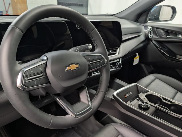New 2027 Chevrolet Equinox LT w/ Convenience Package II AWD/4WD image 17