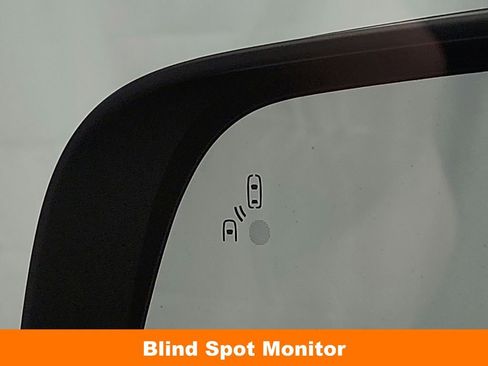 Used 2021 Ford Ranger XLT w/ Equipment Group 301A Mid image 13