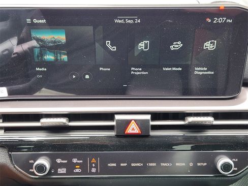 New 2026 Kia Sportage EX w/ EX Panorama Roof Package image 13