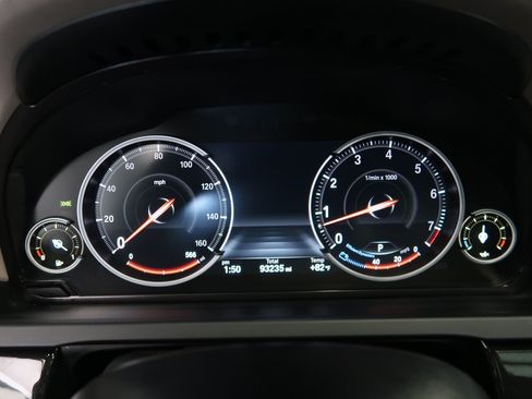 Used 2015 BMW 740i RWD image 24