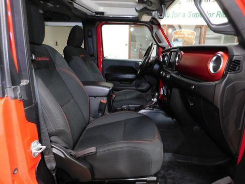 Used 2020 Jeep Wrangler Rubicon w/ Uconnect 4C Nav & Sound Group AWD/4WD image 66