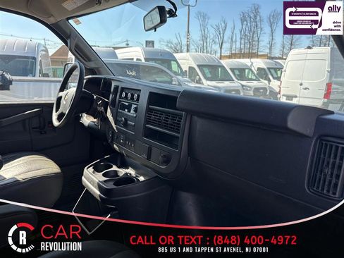 Used 2020 Chevrolet Express 3500 LS RWD image 12