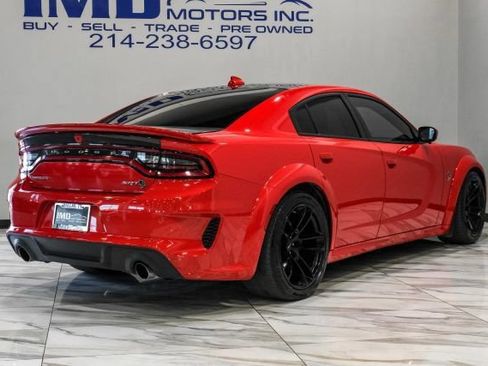 Used 2022 Dodge Charger SRT Hellcat w/ Carbon/Suede Interior Package RWD image 10